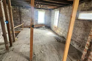 2667 Puckety Dr, Export, PA 15632 - Photo 7