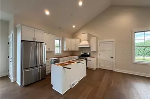 1124 Bayberry Dr, North Strabane, PA 15317 - Photo 5