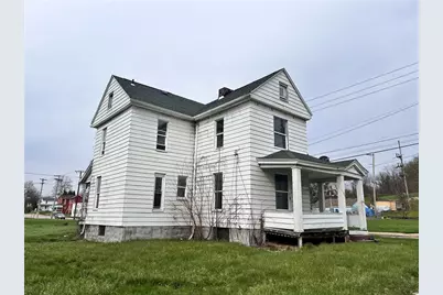 737 Countyline St, New Castle, PA 16101 - Photo 1