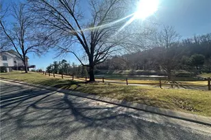 107 Fairway Landings Dr, Cecil, PA 15317 - Photo 7