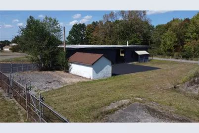 10 Rhoda St, Farrell, PA 16121 - Photo 23