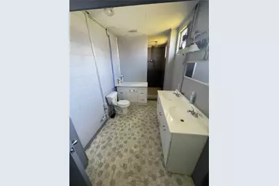 10 Rhoda St, Farrell, PA 16121 - Photo 17