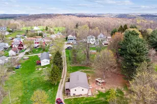 93 South St, Centerville, PA 15417 - Photo 17