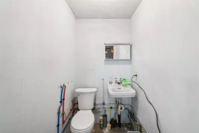 109 Greensburg Street, Delmont, PA 15626 - Photo 17