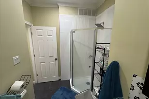 5423 Wellesley Ave, Pittsburgh, PA 15206 - Photo 11