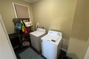 5423 Wellesley Ave, Pittsburgh, PA 15206 - Photo 9