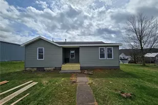 4161 Maple St, Hawthorne, PA 16230 - Photo 3