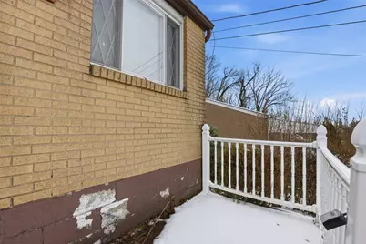 134 Jeanette Dr, Verona, PA 15147 - Photo 5