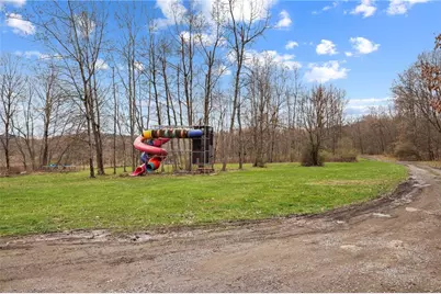 201 Sherwood Dr, New Galilee, PA 16141 - Photo 41