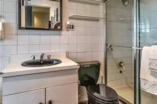 112 Washington Pl, Downtown Pgh, PA 15219 - Photo 25