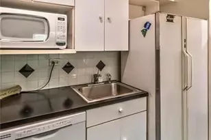 112 Washington Pl, Downtown Pgh, PA 15219 - Photo 13