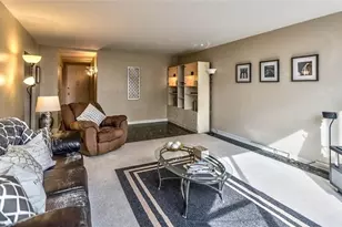 112 Washington Pl, Downtown Pgh, PA 15219 - Photo 17