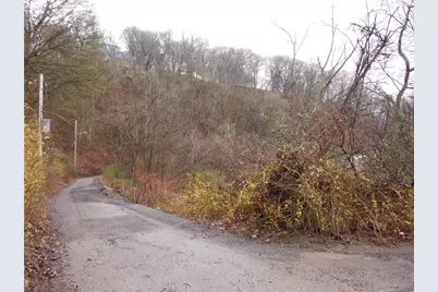 3,9,15,18 Roanoke St, Pittsburgh, PA 15203 - Photo 3