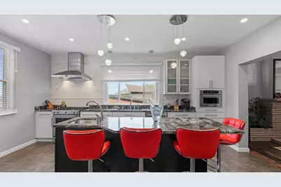 347 Bailey Ave, Pittsburgh, PA 15211 - Photo 11