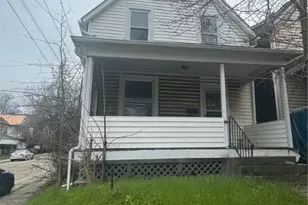 201 Locust St, New Kensington, PA 15068 - Photo 1