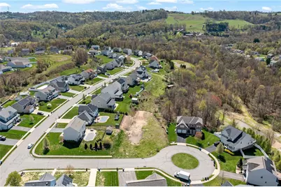 103 Hollyberry Cir, North Fayette, PA 15057 - Photo 15