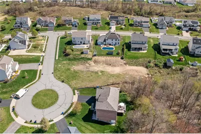 103 Hollyberry Cir, North Fayette, PA 15057 - Photo 11