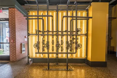 2250 Mary St #208, Pittsburgh, PA 15203 - Photo 5