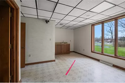 17 6th Avenue, Hempfield Township, PA 16125 - Photo 9