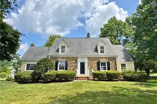 200 E Washington Blvd, Grove City Boro, PA 16127 - Photo 1