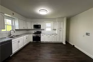 1701 Old Butler Rd, Shenango Township, PA 16101 - Photo 5