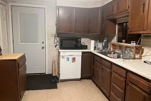 626 Forrest St, New Castle, PA 16101 - Photo 5