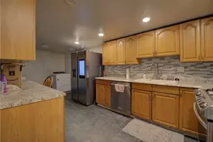 1160 Jefferson Rd, Pittsburgh, PA 15235 - Photo 9