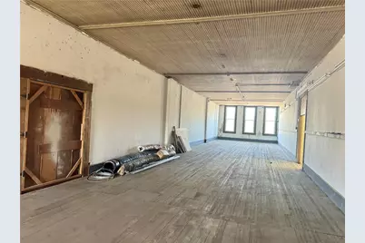 318 E Washington Street, New Castle, PA 16101 - Photo 17