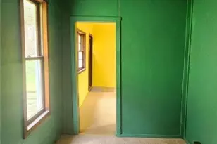 1835 Hillside Ave, Ellwood City, PA 16117 - Photo 13