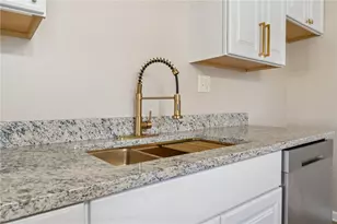 116 Dutchtown Rd, Sewickley Township, PA 15637 - Photo 11