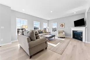 2204 Canterbury Dr, Imperial, PA 15126 - Photo 9