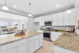 2204 Canterbury Dr, Imperial, PA 15126 - Photo 13