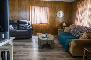 916 Marshall Ave, New Castle, PA 16101 - Photo 3