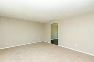 1004 McAllister Dr, Pittsburgh, PA 15068 - Photo 17