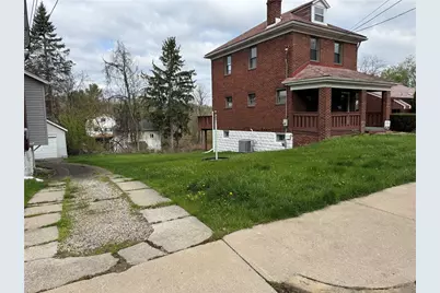 1326 Rutherford Ave, Beechview, PA 15216 - Photo 3