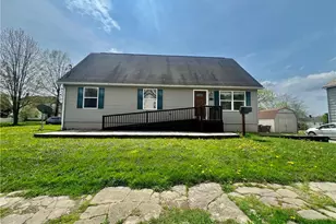 402 W Poplar St, Grove City Boro, PA 16127 - Photo 1