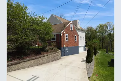 3302 Crestview Dr, North Versailles, PA 15137 - Photo 33