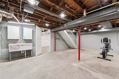 3302 Crestview Dr, North Versailles, PA 15137 - Photo 27