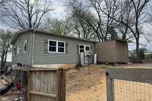 2050 Mill Rd, Lower Tyrone Township, PA 15428 - Photo 21