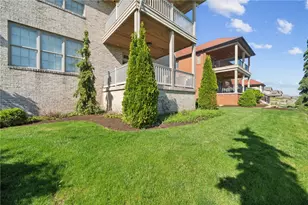 1043 Blackthorne Dr, Penn Twp, PA 15644 - Photo 43