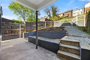 23 Craighead St, Pittsburgh, PA 15211 - Photo 33