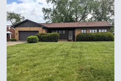 211 Wainwright Dr, McKeesport, PA 15132 - Photo 1