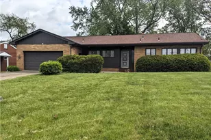 211 Wainwright Dr, McKeesport, PA 15132 - Photo 1