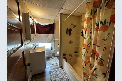 606 Chestnut St, New Castle, PA 16101 - Photo 7