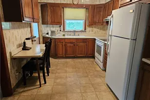 137 Washington St, Cokeburg, PA 15324 - Photo 5