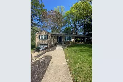 390 Southridge Dr, St Clair, PA 15241 - Photo 1