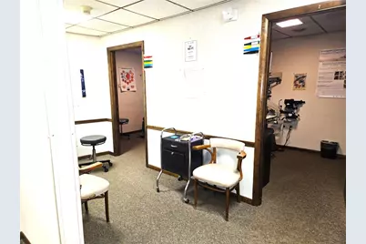 200 Medical Arts Bldg, East Franklin Township, PA 16201 - Photo 19