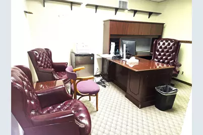 200 Medical Arts Bldg, East Franklin Township, PA 16201 - Photo 17