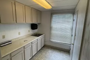 701 N Hermitage Rd, Hermitage, PA 16148 - Photo 7