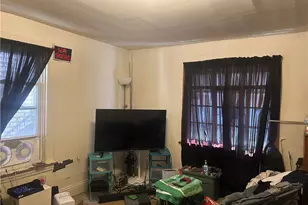 704-706 Holland St, Vandergrift, PA 15690 - Photo 9